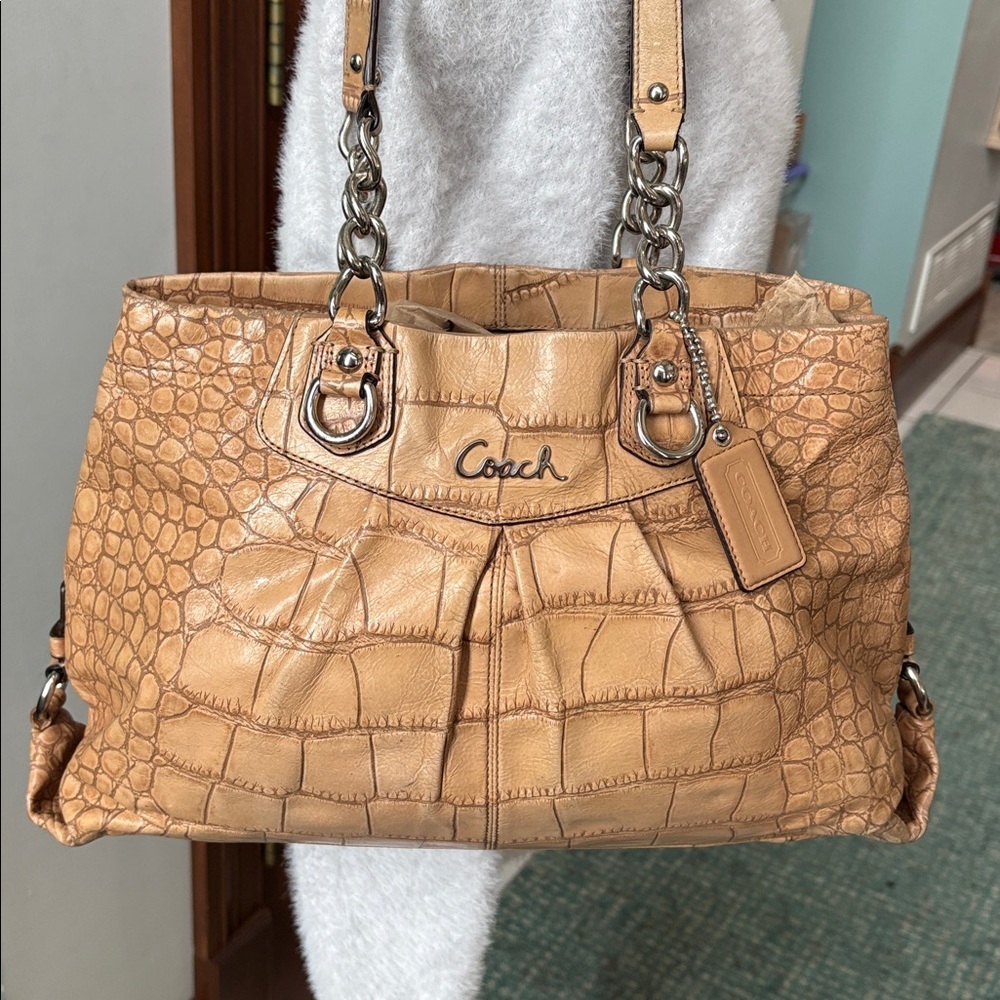Coach Ashley Croc-Embossed leather Tan carryall  Shoulder Bag  3 compart. 
EUC